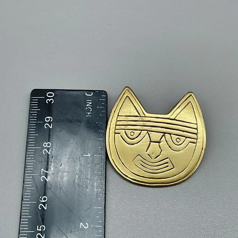 LAM Brooch Museum Pre Columbian Cat Brass Gold Tone Pin 1.5 Inch Womens